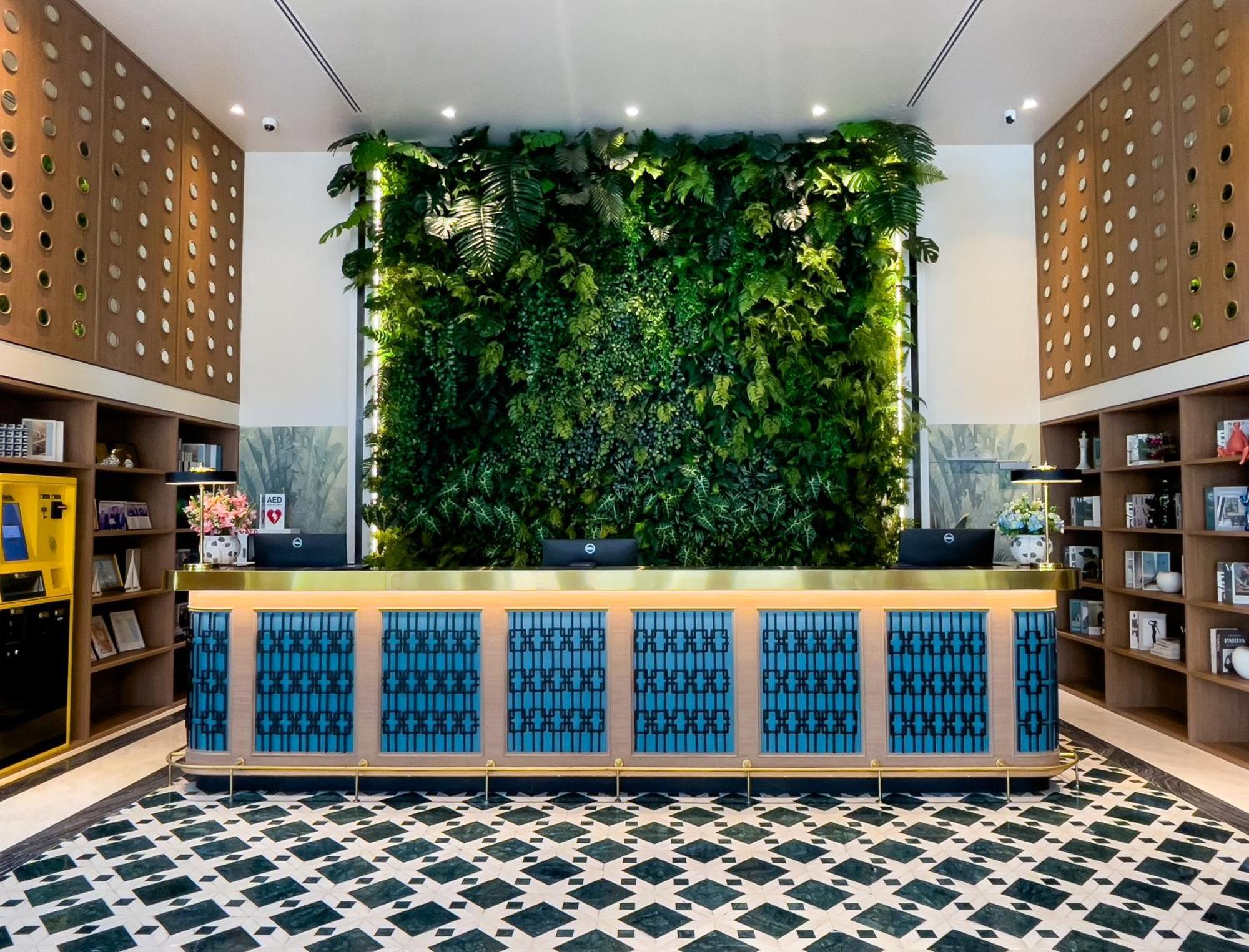 A-one Hotel